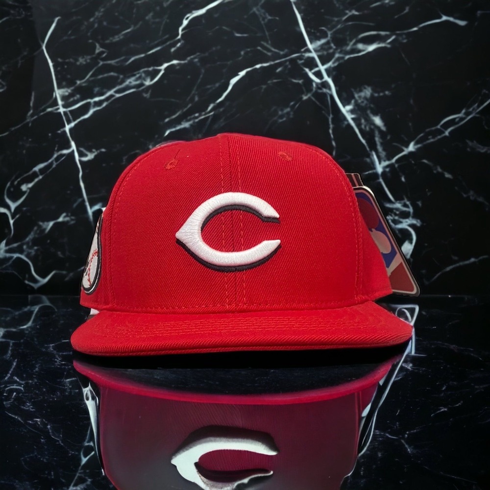 NEW MLB CINCINNATI REDS CLASSIC LOGO Pro Standard SNAPBACK Red HAT Flat Brim